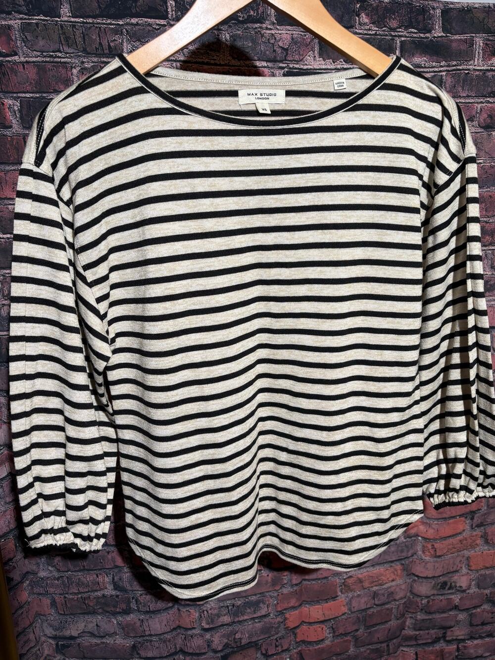 MAX STUDIO Striped Black Tan Balloon Sleeve Top Size M Casual Everyday Staple
